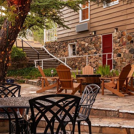 Prescott Pines Inn エクステリア 写真