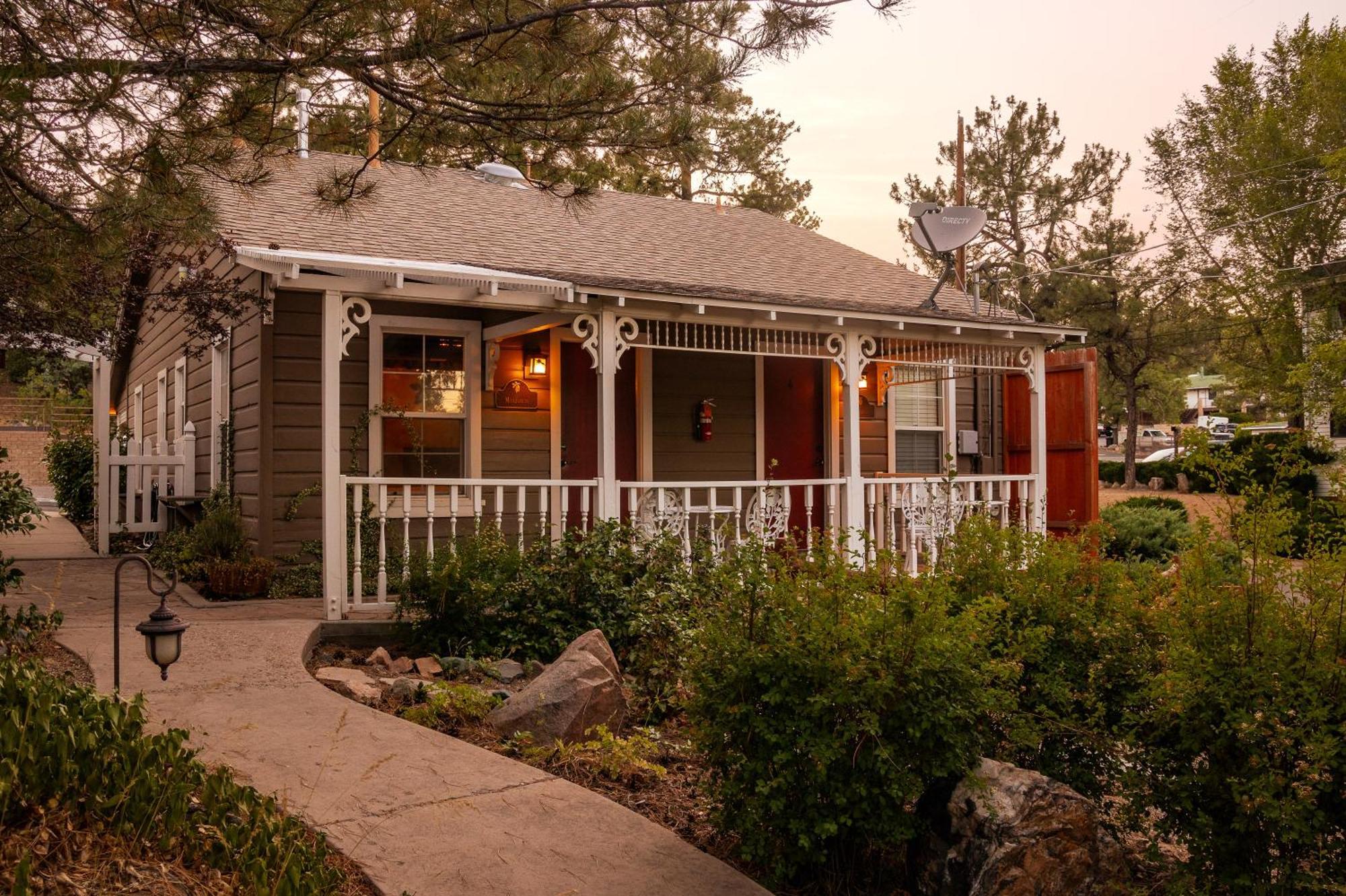 Prescott Pines Inn エクステリア 写真