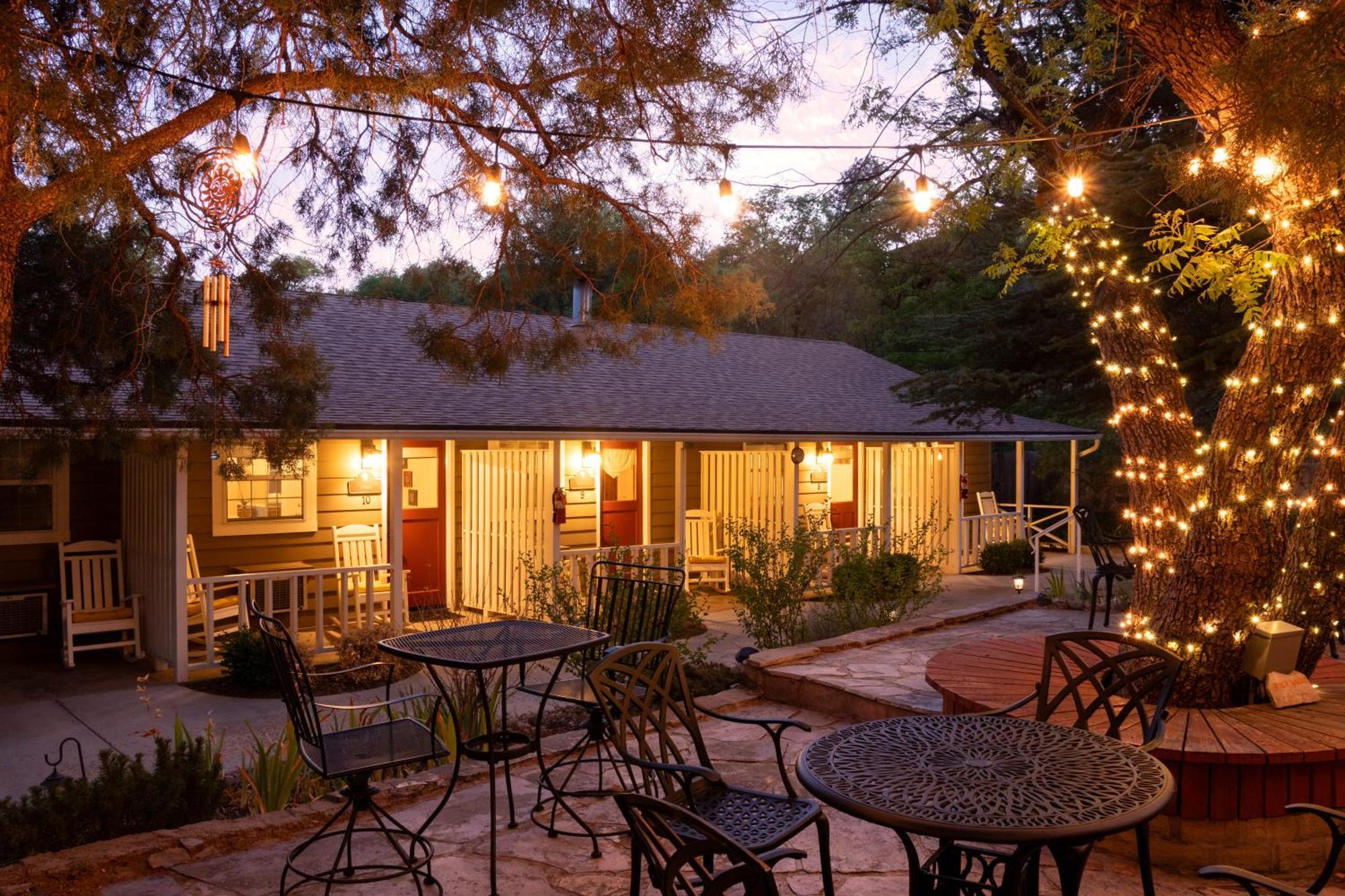 Prescott Pines Inn エクステリア 写真