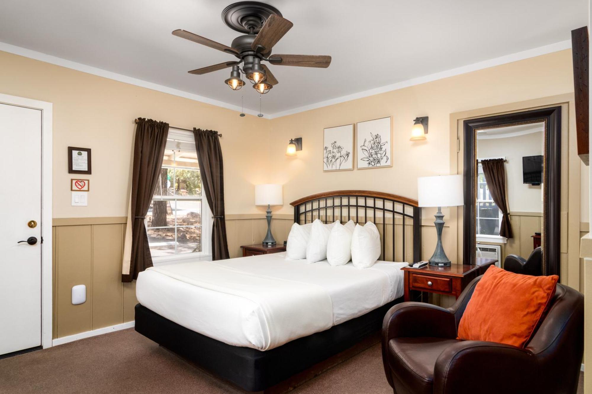 Prescott Pines Inn エクステリア 写真