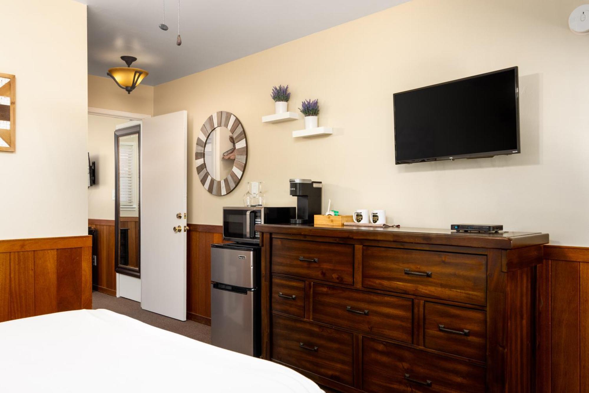 Prescott Pines Inn エクステリア 写真