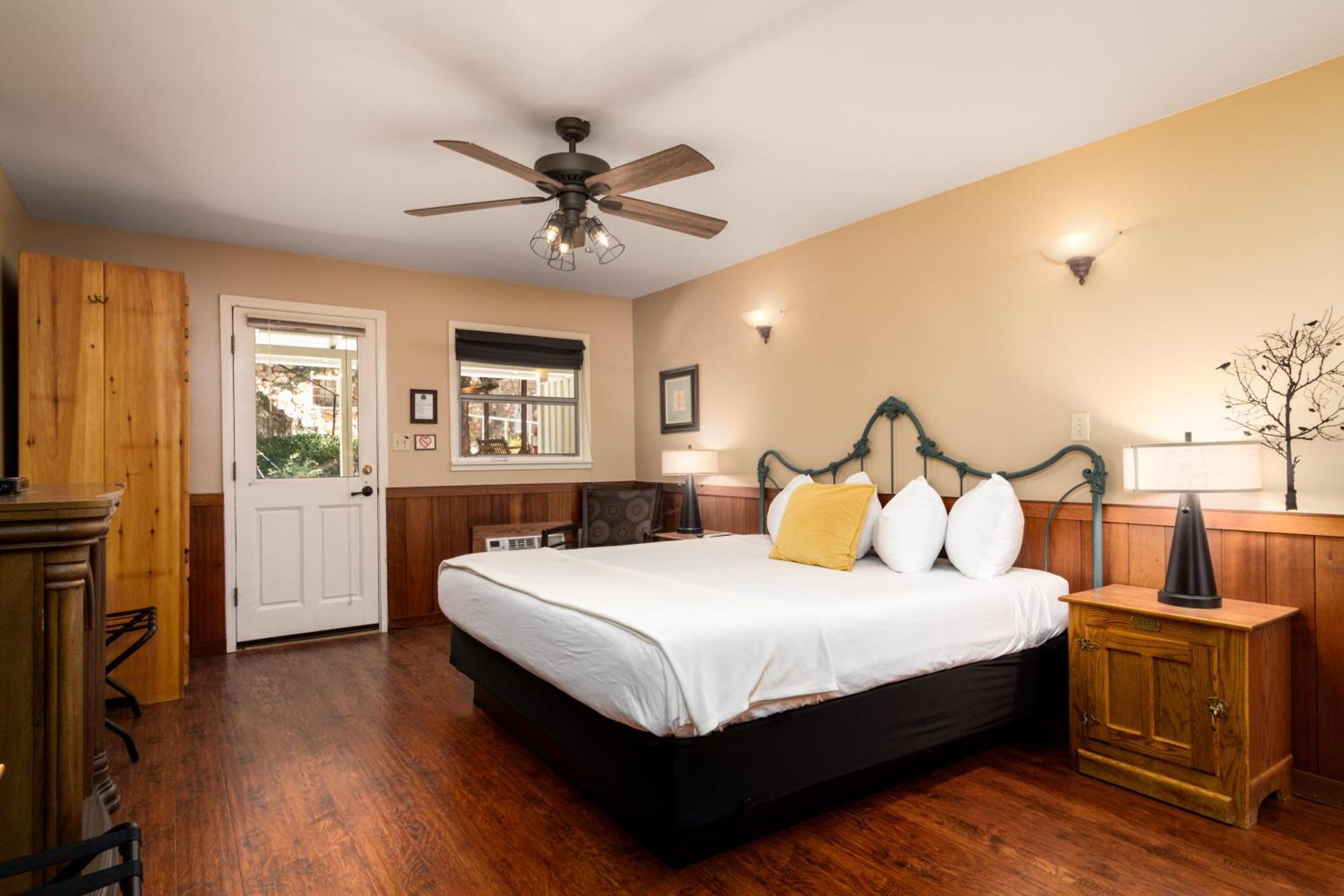 Prescott Pines Inn エクステリア 写真