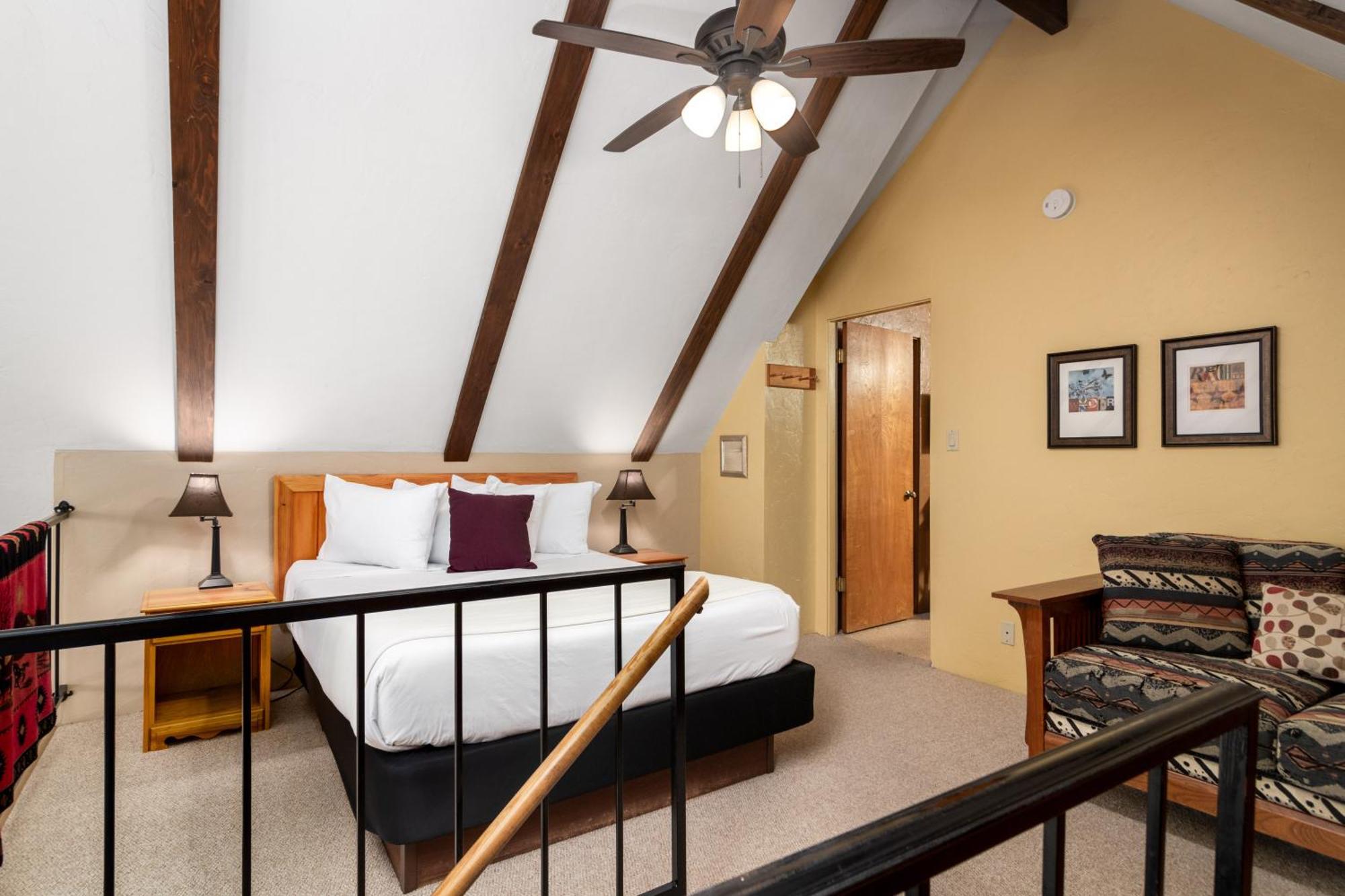 Prescott Pines Inn エクステリア 写真